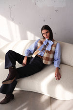 СИНЯ РИЗА С ПАНДЕЛКА