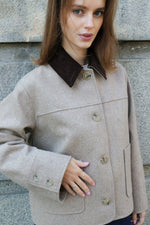 БЕЖОВО КЪСО ВЪЛНЕНО ЯКЕ