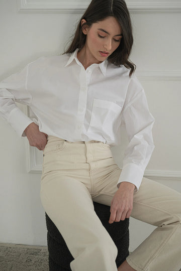 БЯЛА СВОБОДНА РИЗА - VERYCHI