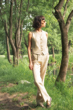 БЕЖОВ ПАНТАЛОН ОТ ПРЕМИУМ ЛЕН