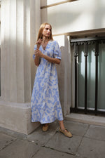 ДЪЛГА РОКЛЯ ОТ ВИСКОЗА