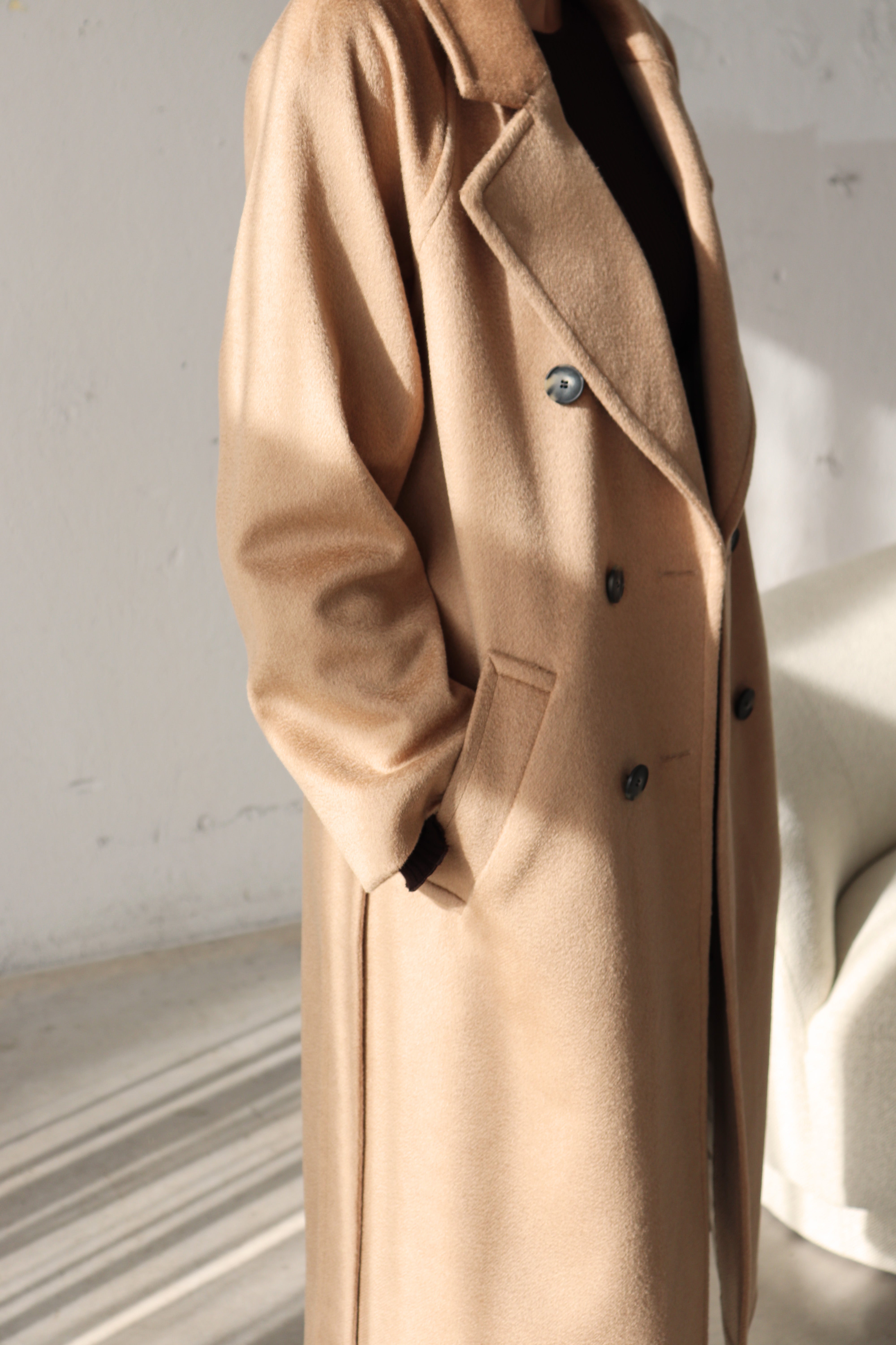 БЕЖОВО КАШМИРЕНО ПАЛТО ТИП ХАЛАТ