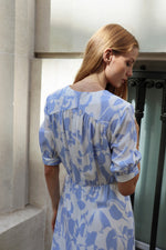 ДЪЛГА РОКЛЯ ОТ ВИСКОЗА