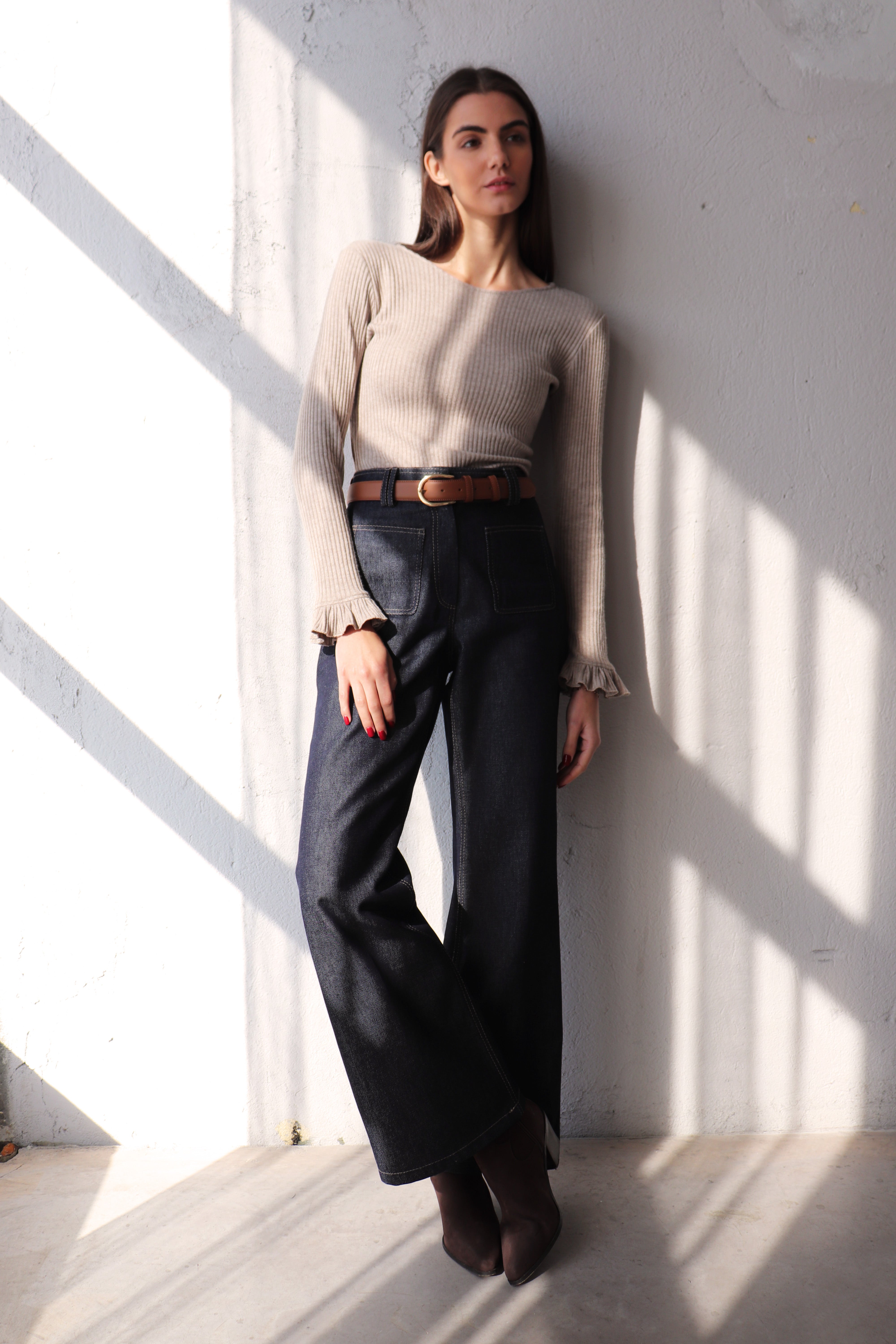 РИПСЕНА БЛУЗА С КЪДРИ В РЪКАВИТЕ