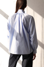 СИНЯ РИЗА С ПАНДЕЛКА