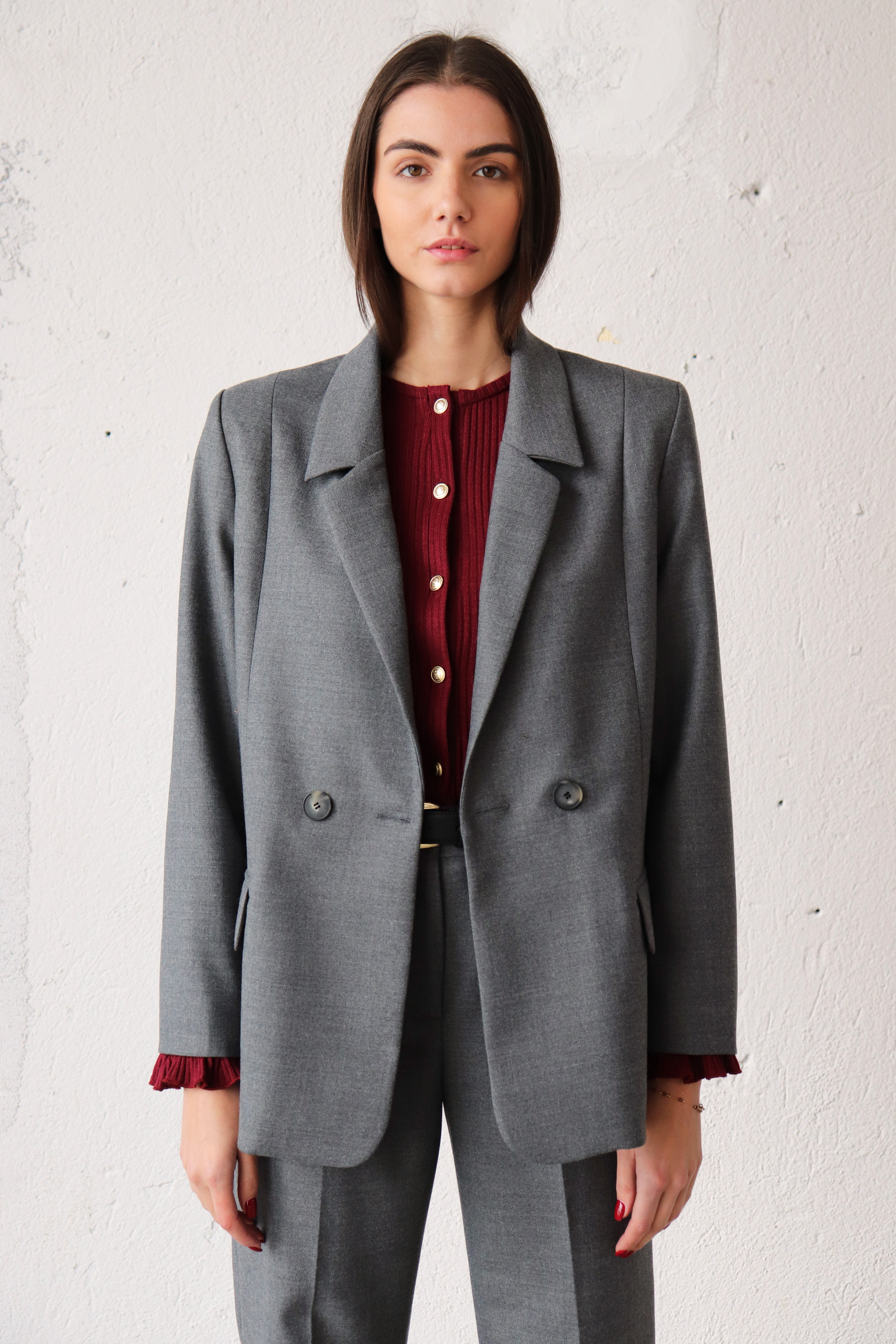 ДВУРЕДЕН БЛЕЙЗЪР ОТ СУРОВА ВЪЛНА