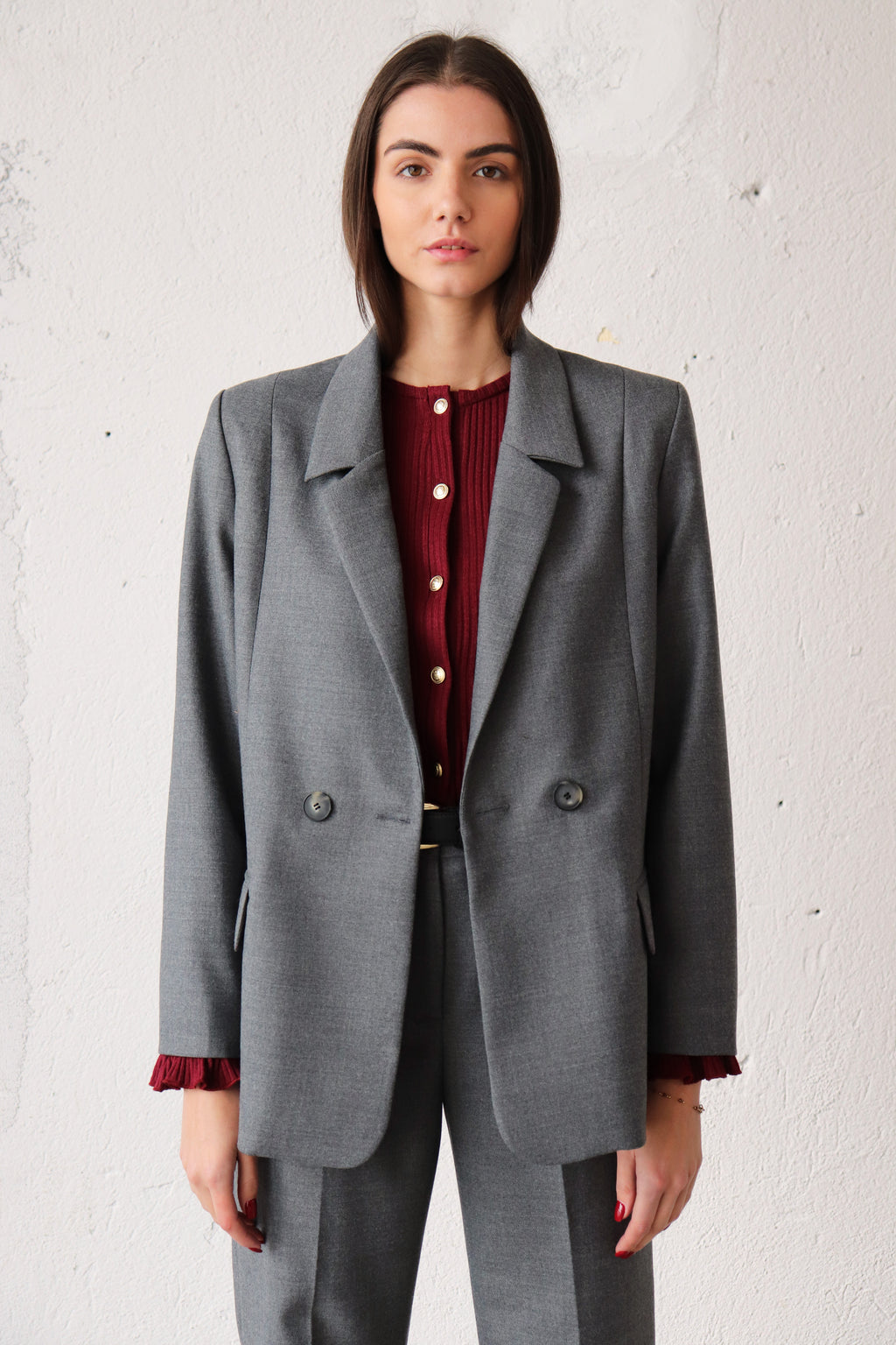 ДВУРЕДЕН БЛЕЙЗЪР ОТ СУРОВА ВЪЛНА