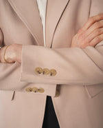 ЕДНОРЕДЕН БЛЕЙЗЪР