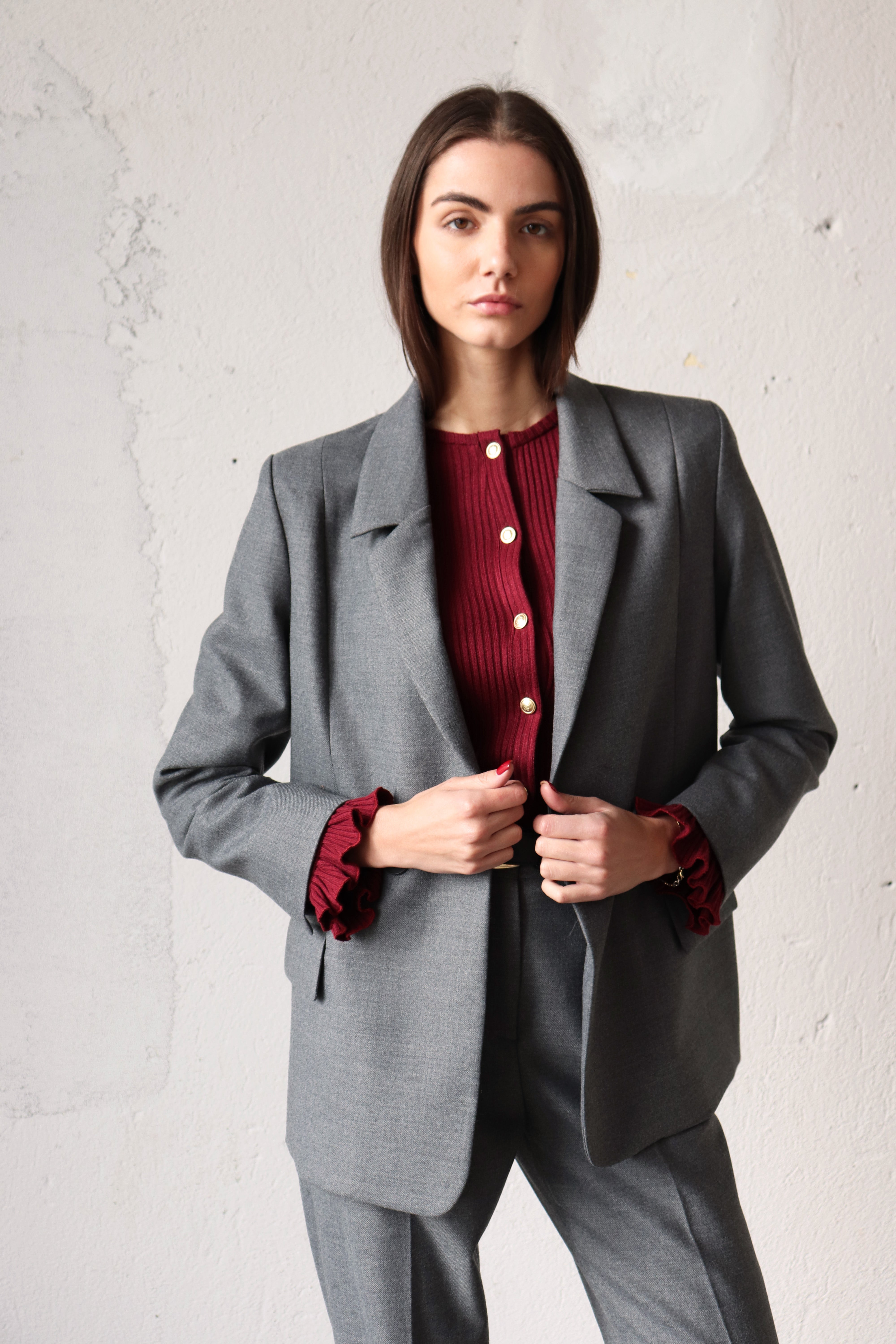 ДВУРЕДЕН БЛЕЙЗЪР ОТ СУРОВА ВЪЛНА