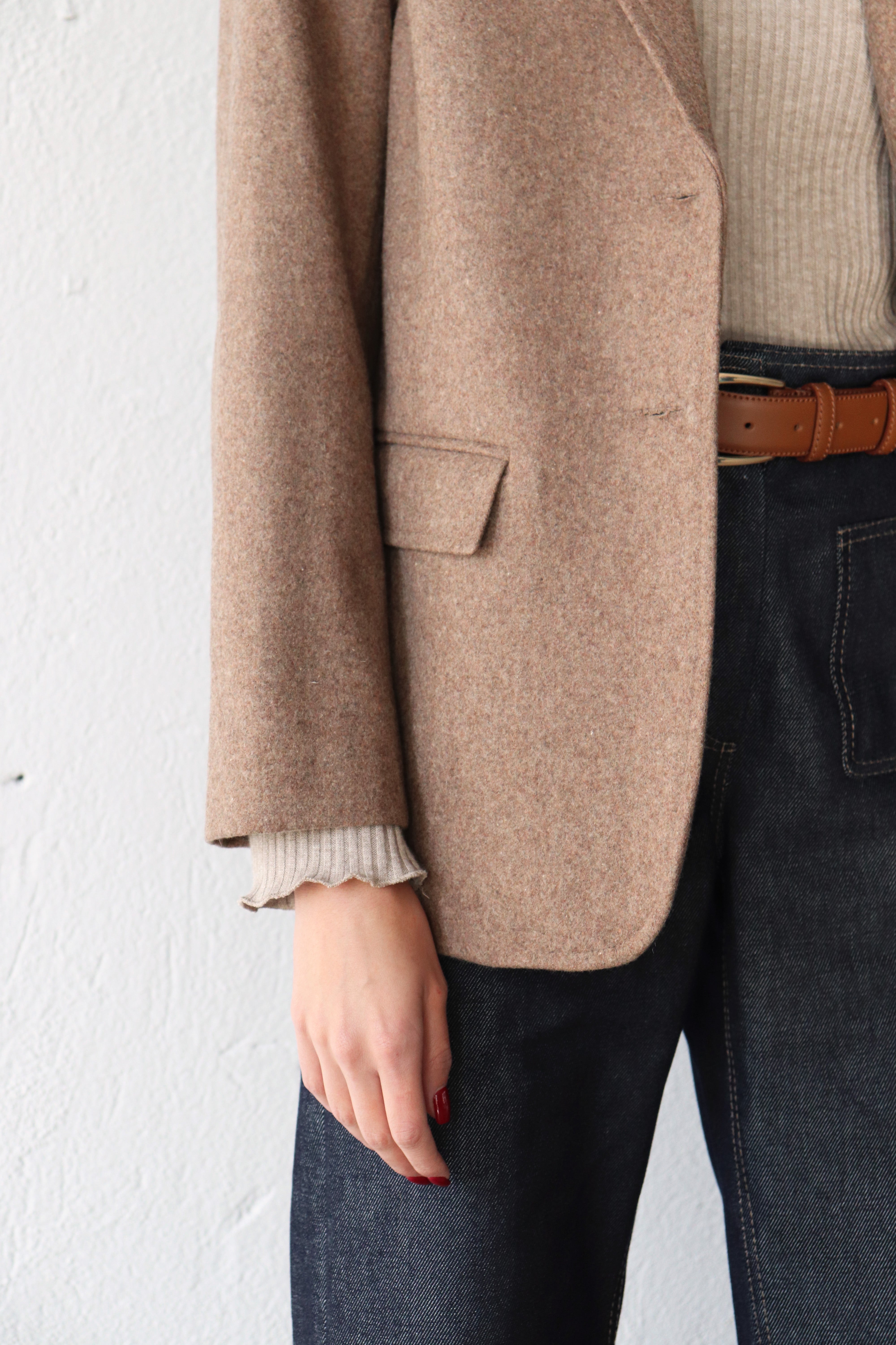 БЕЖОВ ВЪЛНЕН БЛЕЙЗЪР