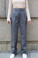 ПАНТАЛОН С БАСТИ В СИВО РАЙЕ