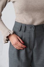 СИВ ПАНТАЛОН ОТ СУРОВА ВЪЛНА