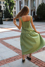 ПАМУЧНА ДЪЛГА РОКЛЯ С НАБОРИ