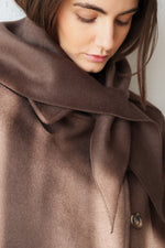 КАФЯВО ЯКЕ С ПРЕХЛУПВАНЕ