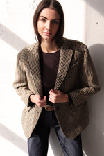 БЛЕЙЗЪР ОТ ПЕПИТ