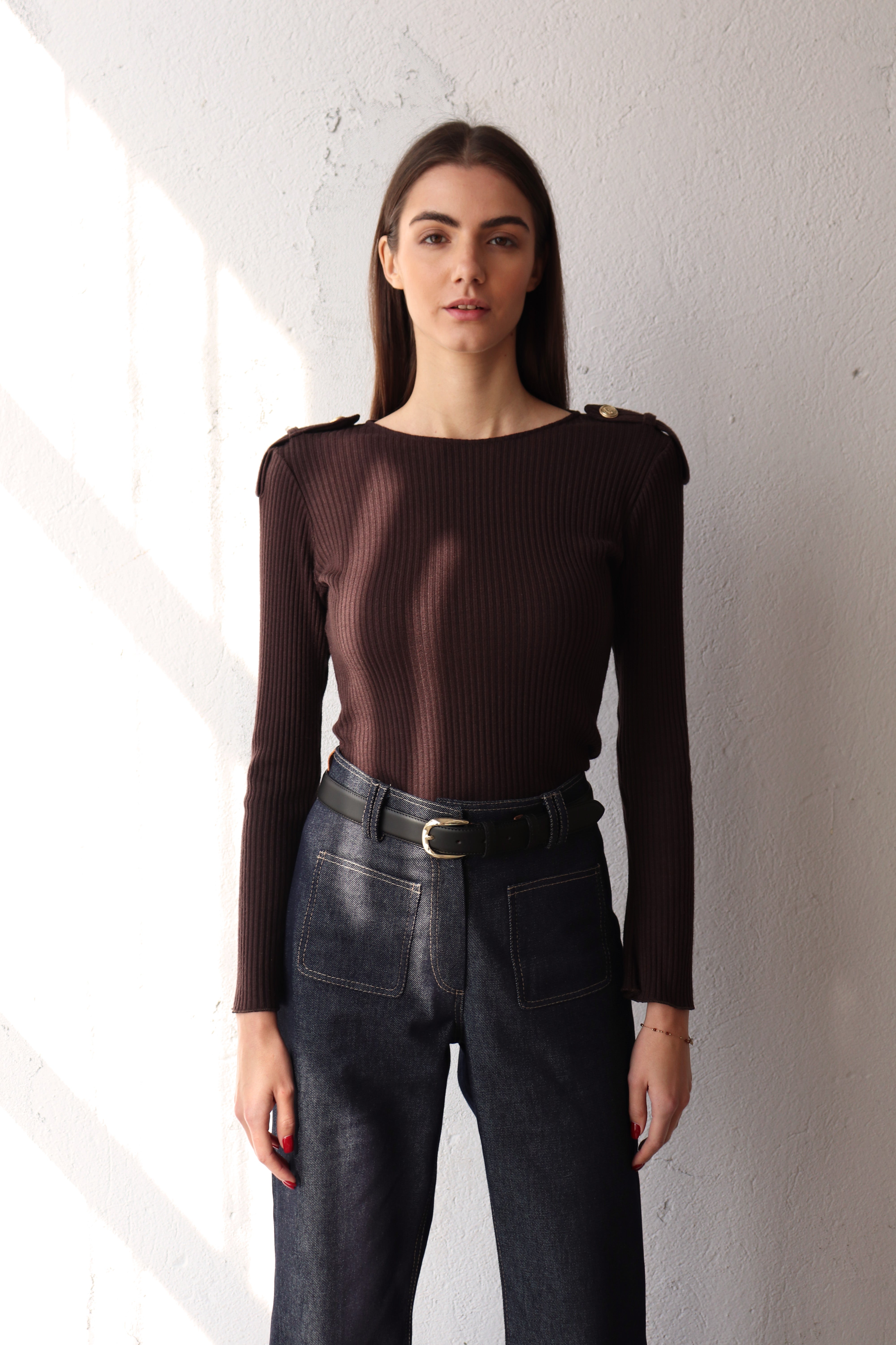 КАФЯВА РИПСЕНА БЛУЗА С ПАГОНИ