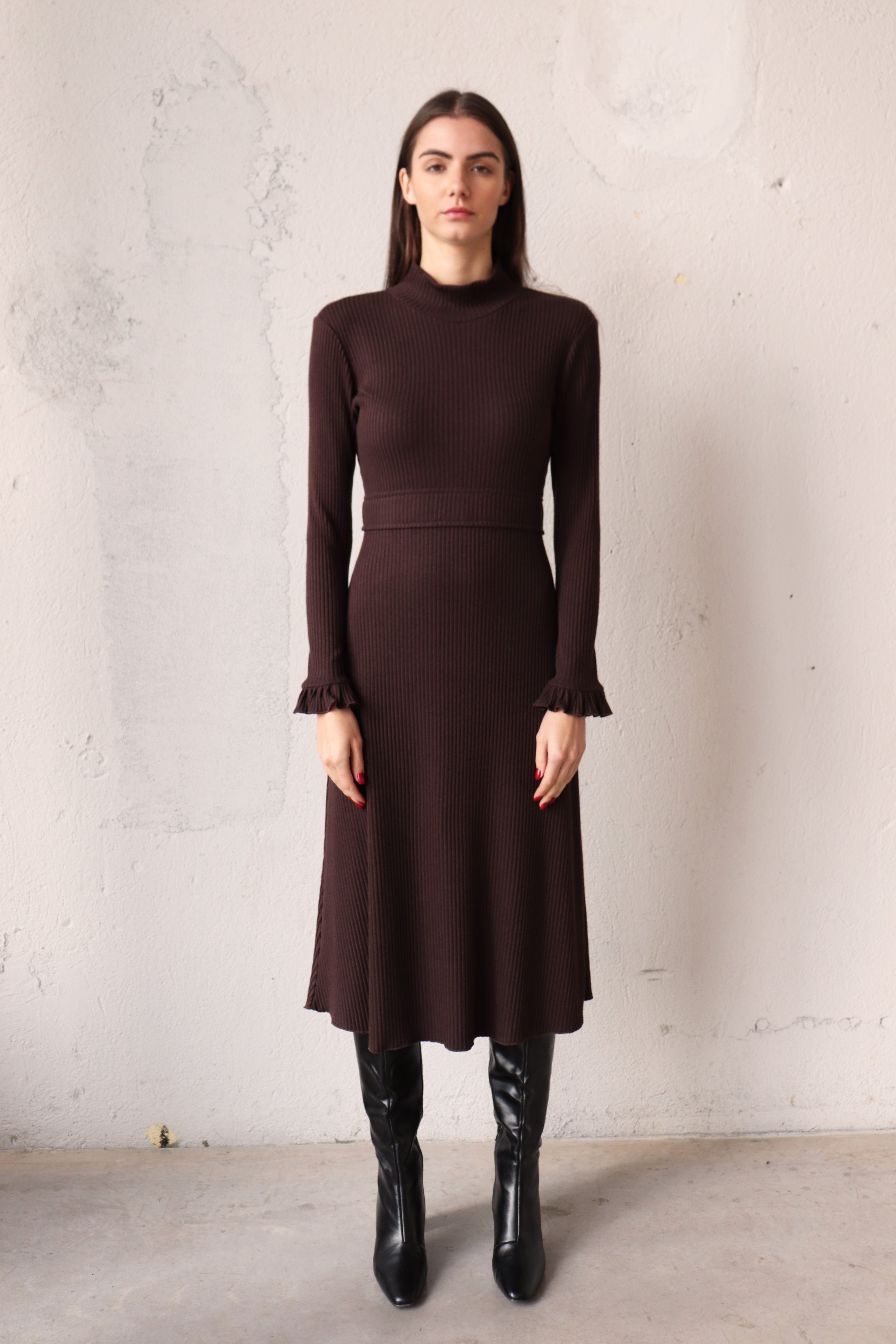 ДЪЛГА РИПСЕНА РОКЛЯ В КАФЯВО