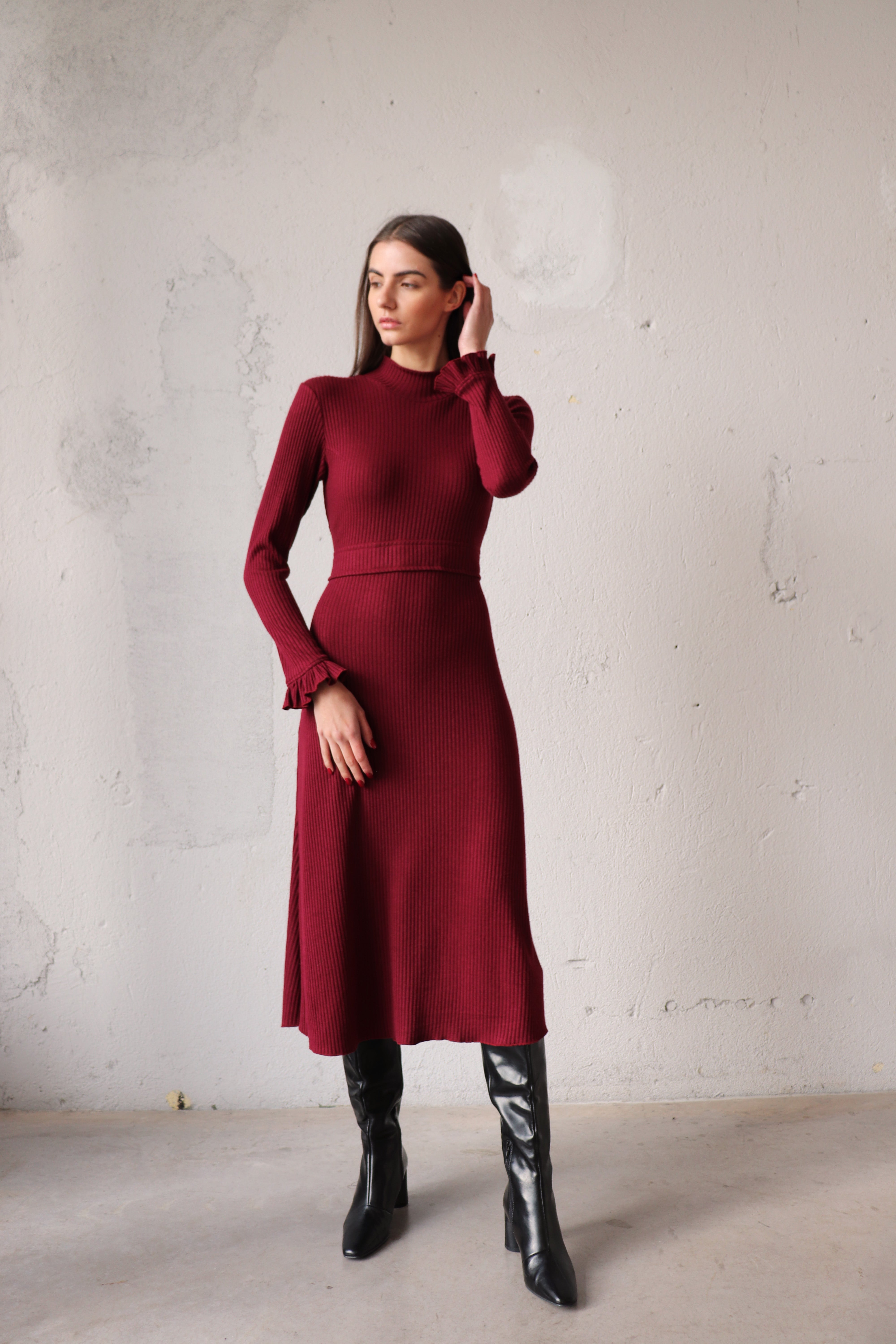 ДЪЛГА РИПСЕНА РОКЛЯ В БОРДО