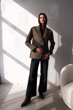 БЛЕЙЗЪР ОТ ПЕПИТ