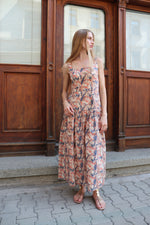 РОКЛЯ С НАБОРИ И ЦВЕТЯ