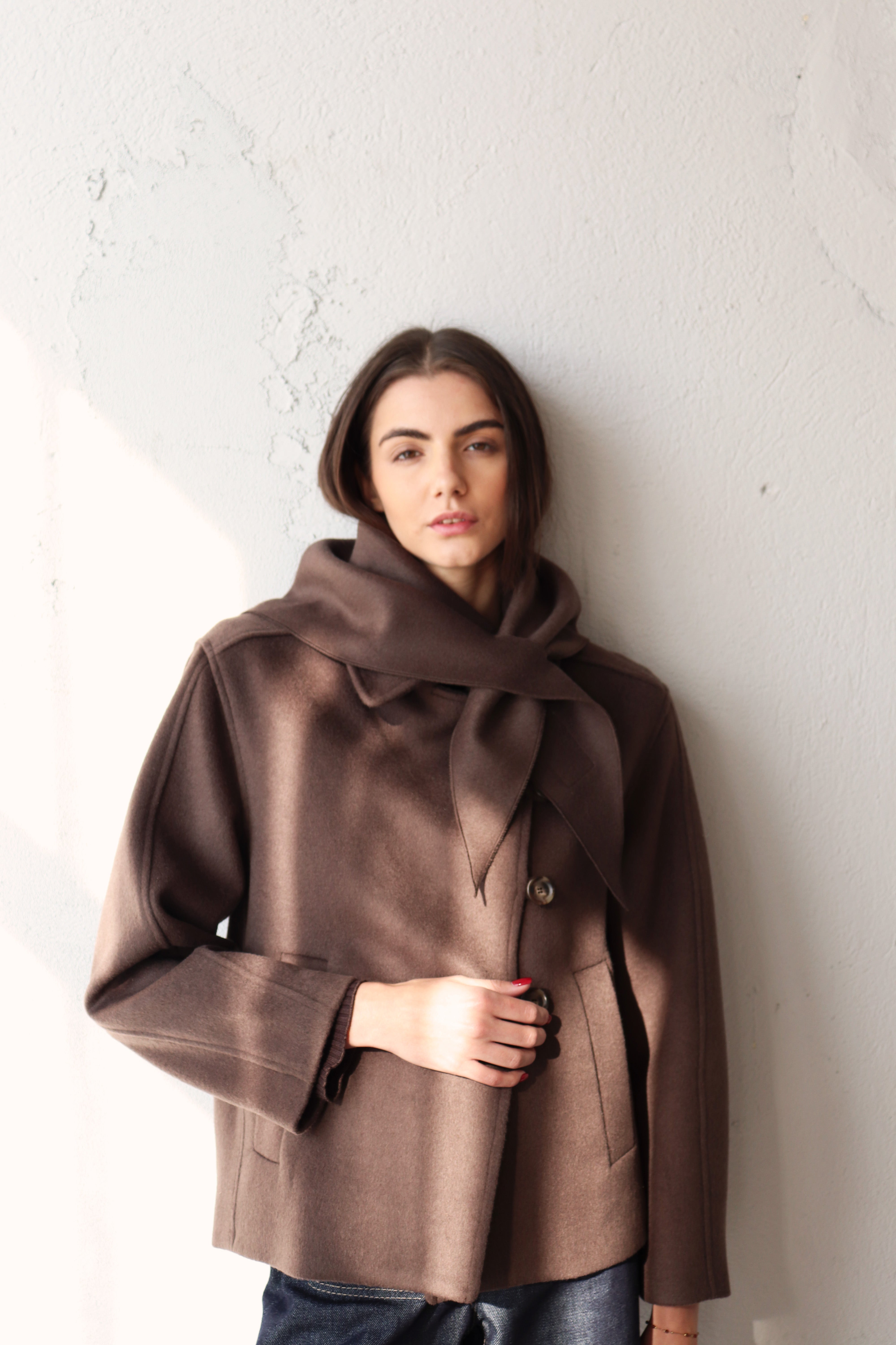 КАФЯВО ЯКЕ С ПРЕХЛУПВАНЕ