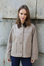 БЕЖОВО КЪСО ВЪЛНЕНО ЯКЕ