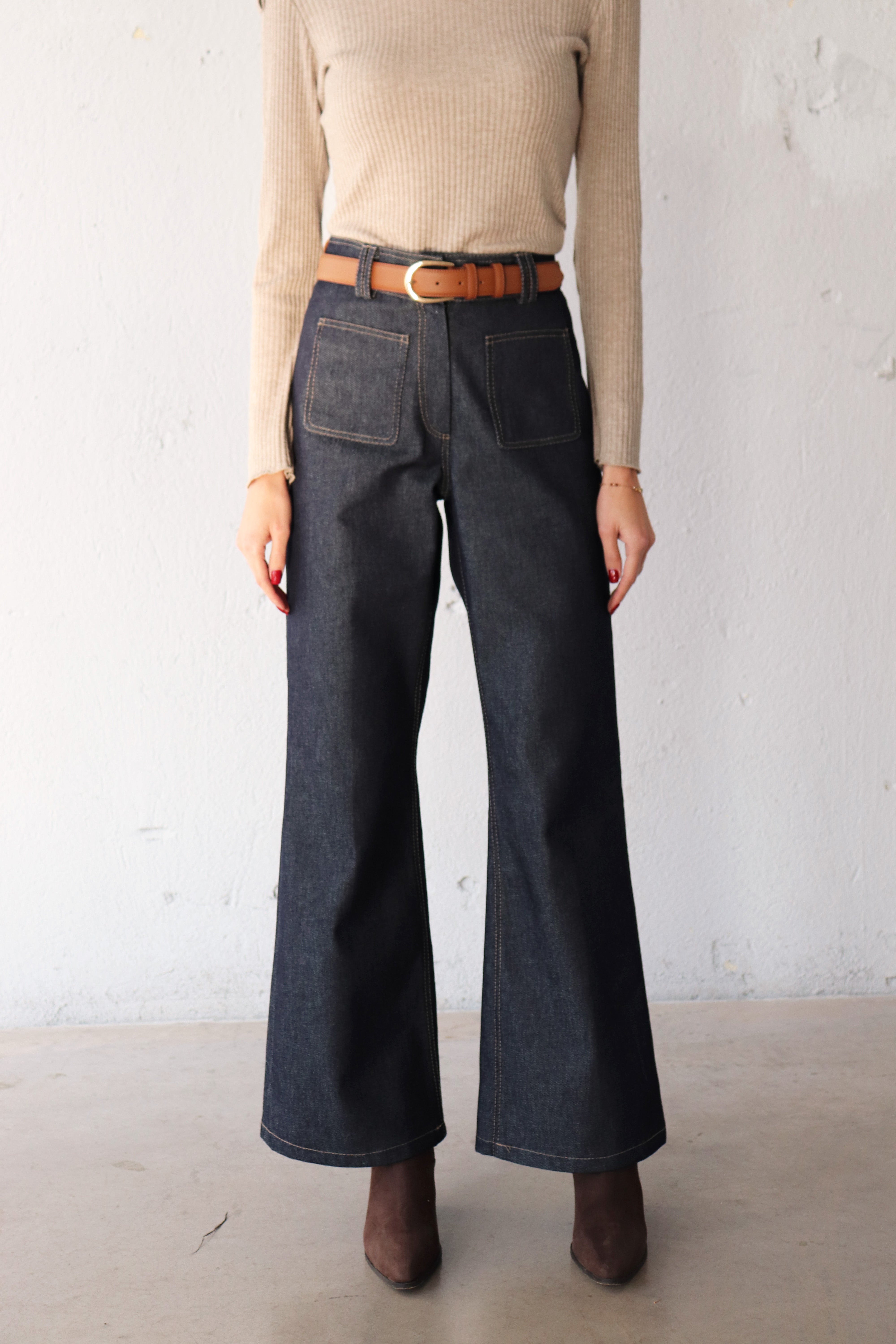 ДЪНКИ ОТ СУРОВ ДЕНИМ