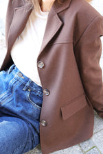 ЕДНОРЕДЕН КАФЯВ БЛЕЙЗЪР