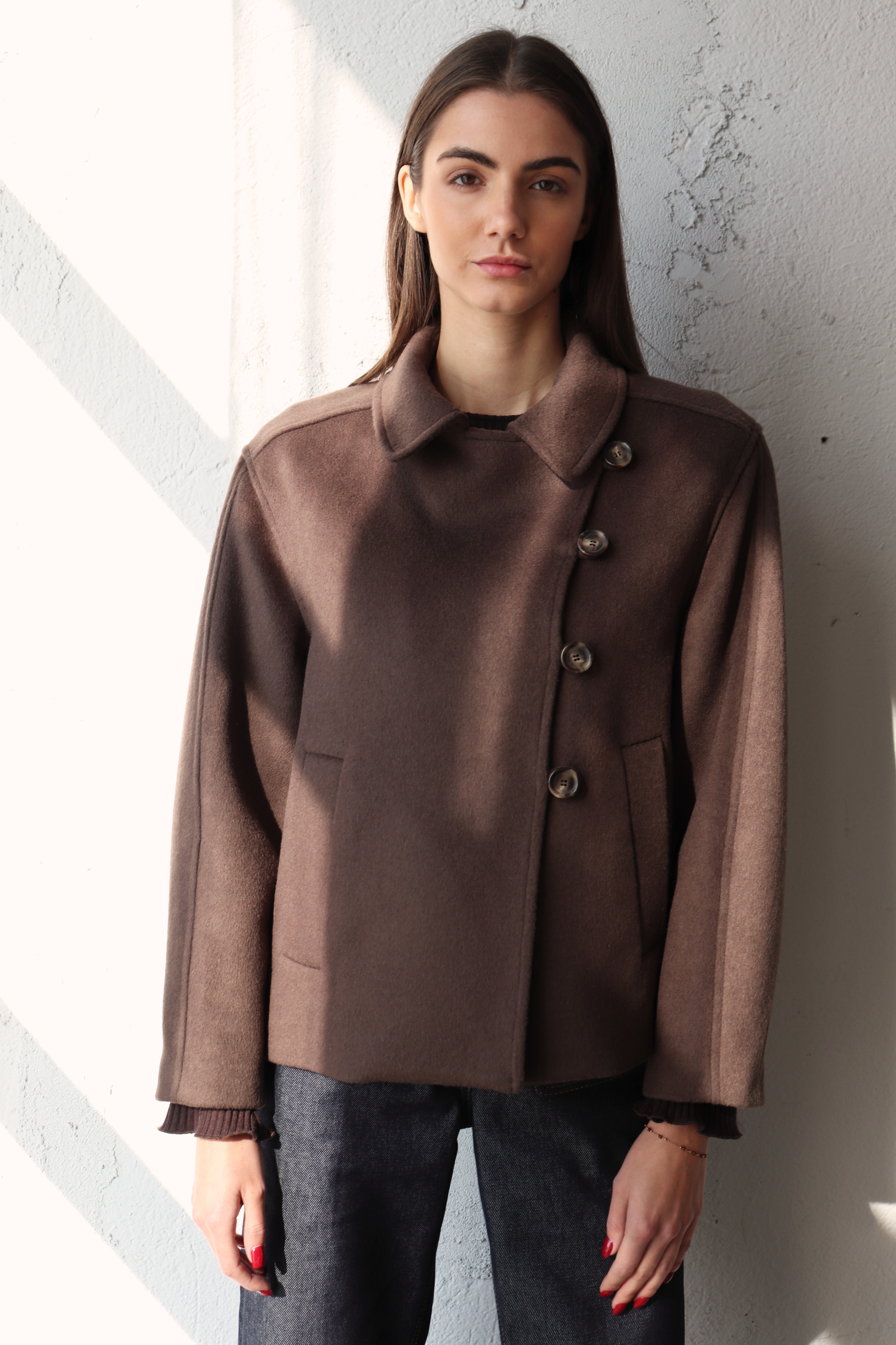 КАФЯВО ЯКЕ С ПРЕХЛУПВАНЕ