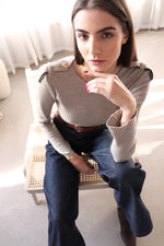 РИПСЕНА БЛУЗА С ПАГОНИ