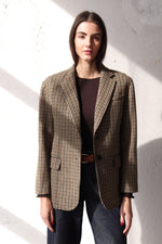 БЛЕЙЗЪР ОТ ПЕПИТ