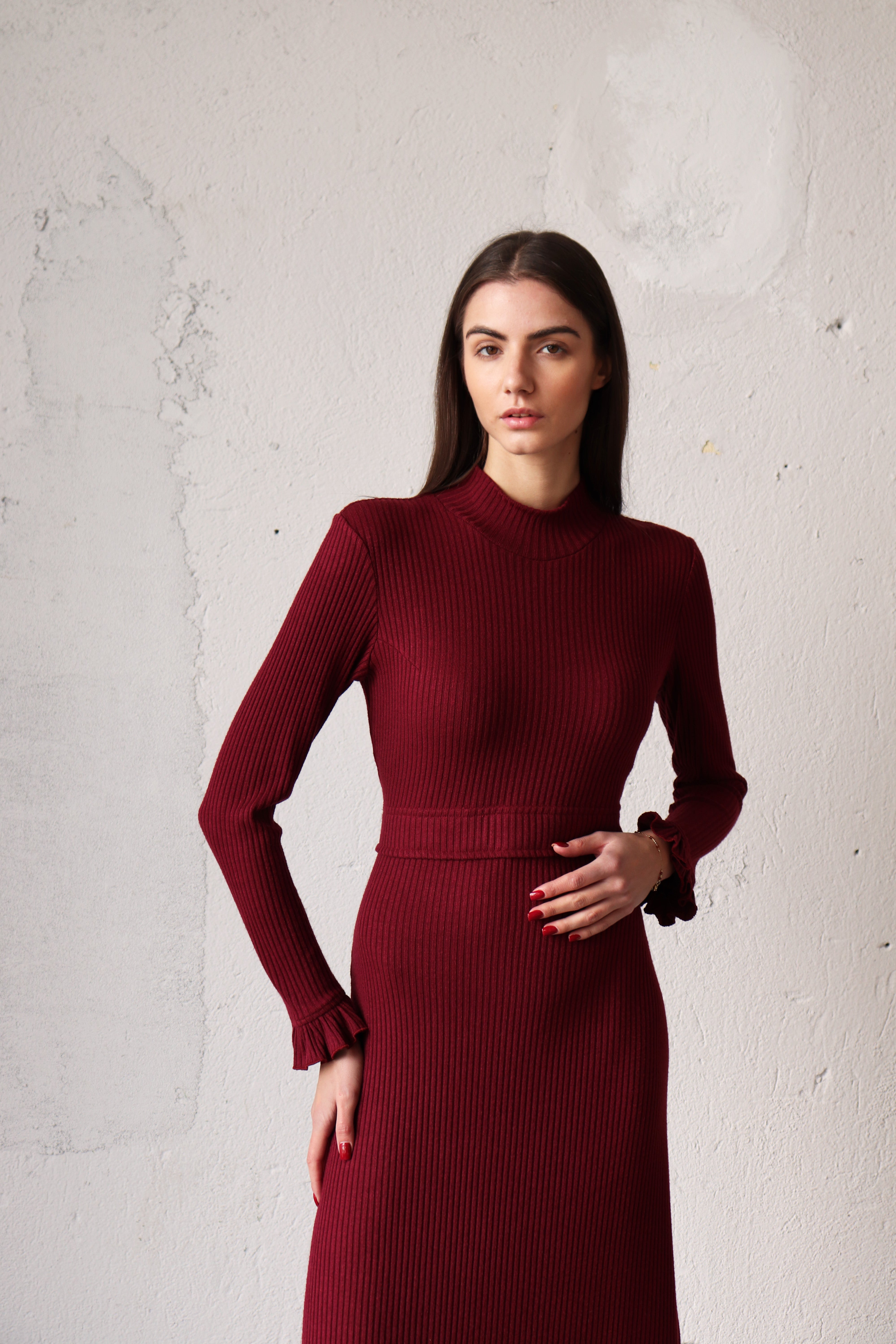 ДЪЛГА РИПСЕНА РОКЛЯ В БОРДО