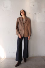 БЕЖОВ ВЪЛНЕН БЛЕЙЗЪР