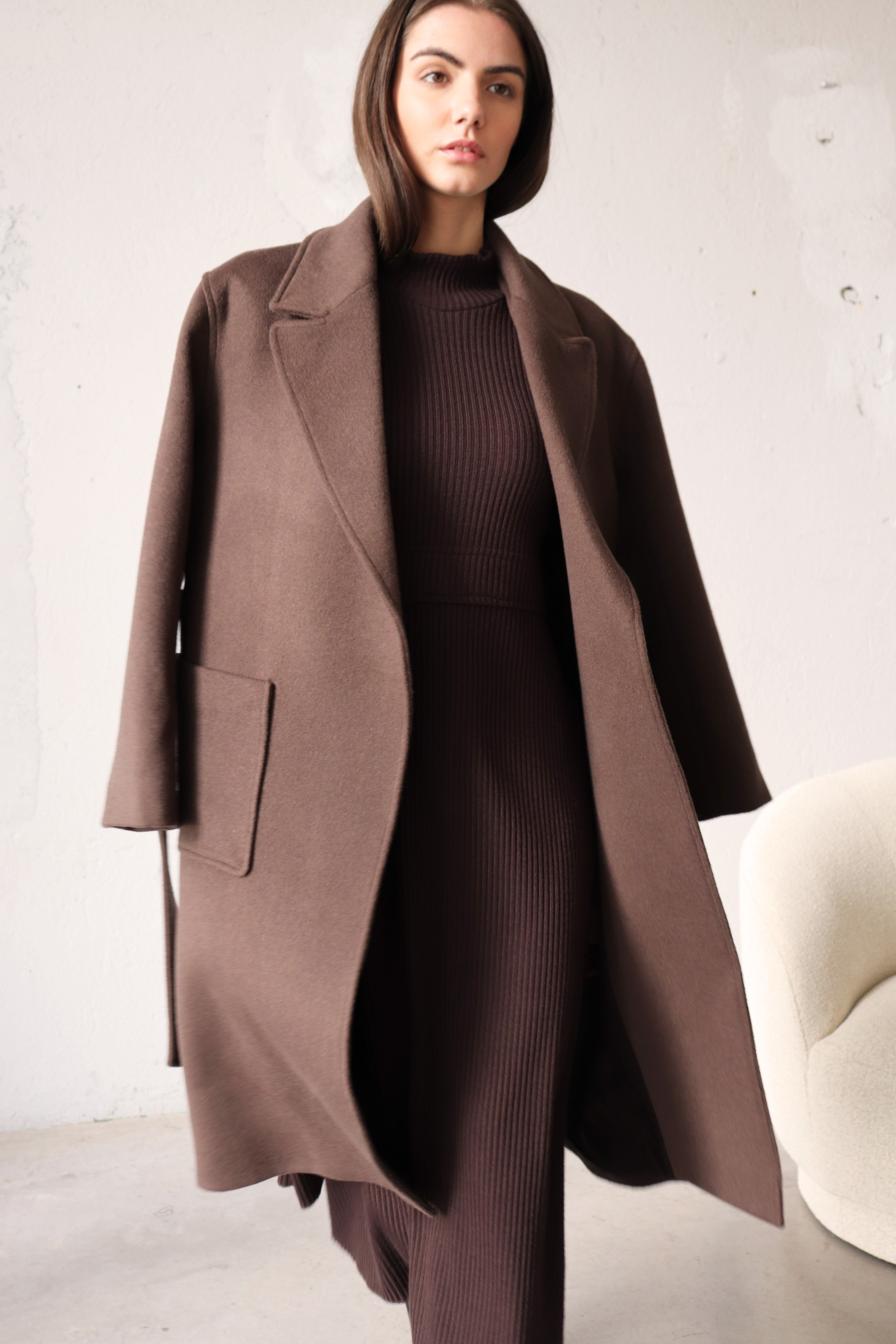 ДЪЛГА РИПСЕНА РОКЛЯ В КАФЯВО