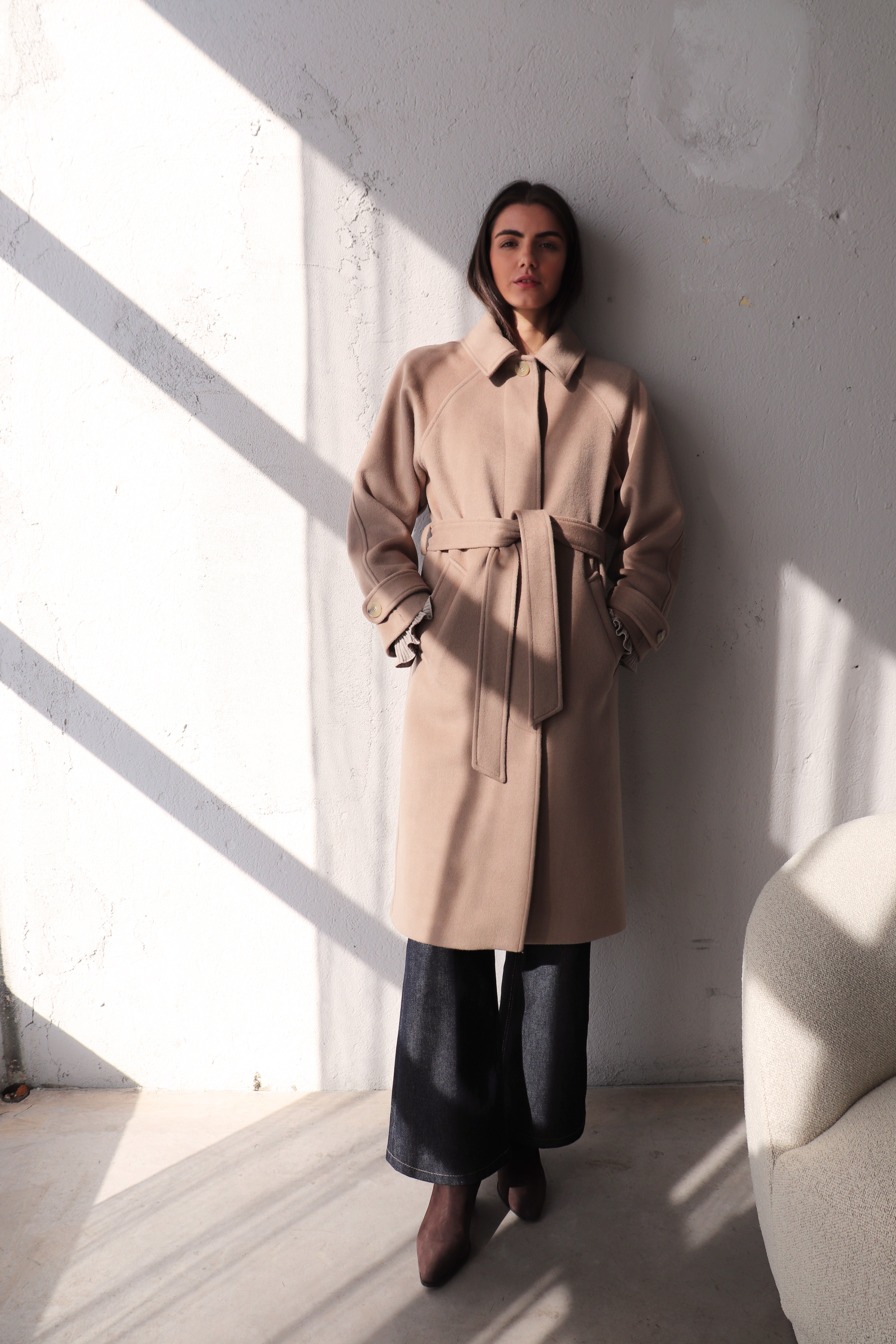 ПАЛТО СЪС СКРИТО ЗАКОПЧАВАНЕ