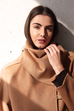 КАМЕЛ ТРИЪГЪЛЕН ШАЛ ОТ ВЪЛНА И КАШМИР