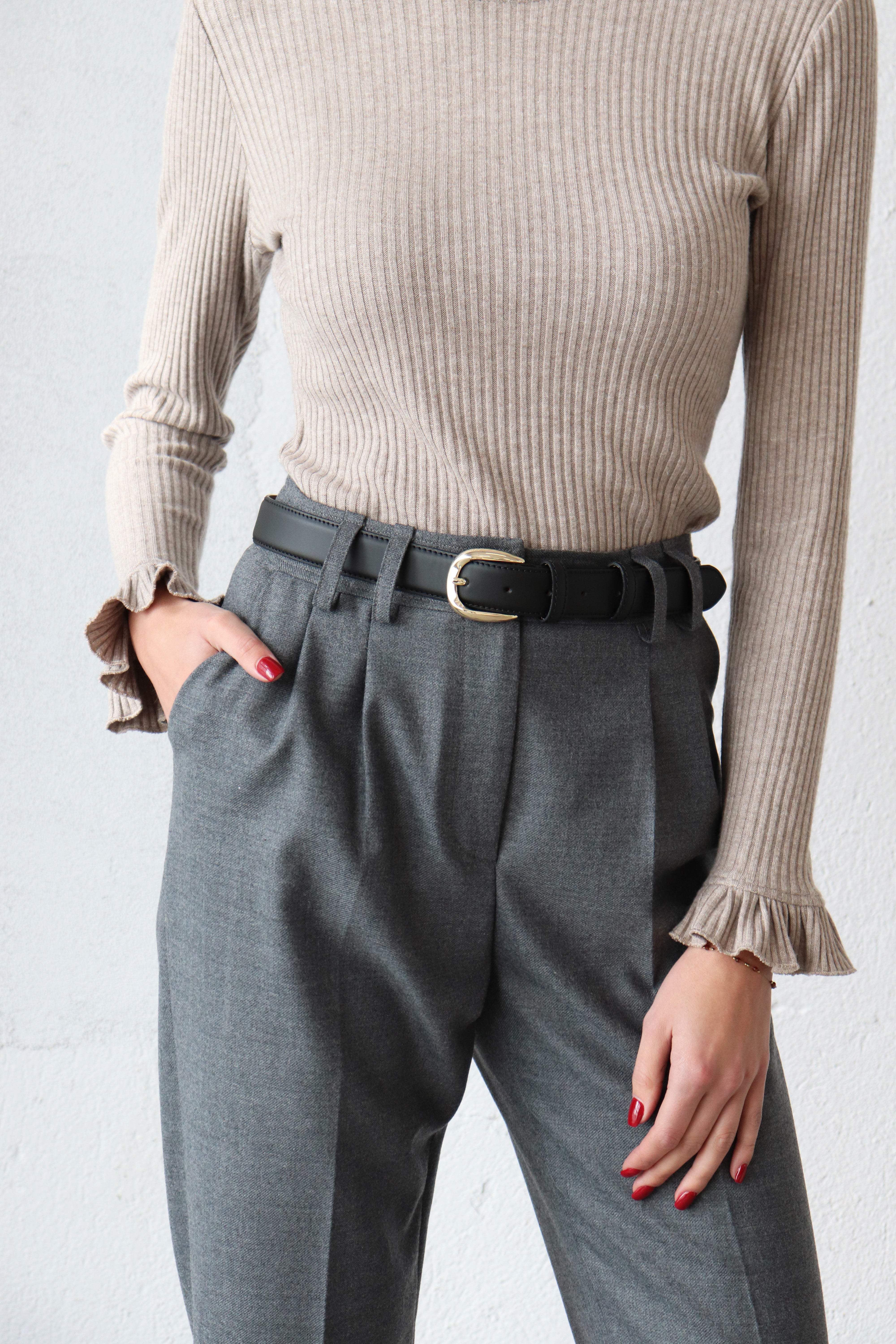 СИВ ПАНТАЛОН ОТ СУРОВА ВЪЛНА