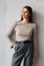 РИПСЕНА БЛУЗА С КЪДРИ В РЪКАВИТЕ