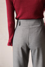 СИВ ПАНТАЛОН ОТ СУРОВА ВЪЛНА