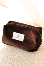 ДЖИНСОВ НЕСЕСЕР ЗА ГРИМОВЕ