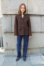 ЕДНОРЕДЕН КАФЯВ БЛЕЙЗЪР