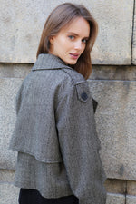 ЯКЕ ОТ РИБЕНА КОСТ