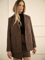 БЛЕЙЗЪР ОТ СУРОВА ВЪЛНА