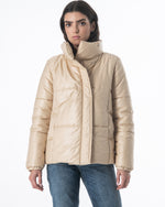 КАПИТОНИРАНО БЕЖОВО ЯКЕ